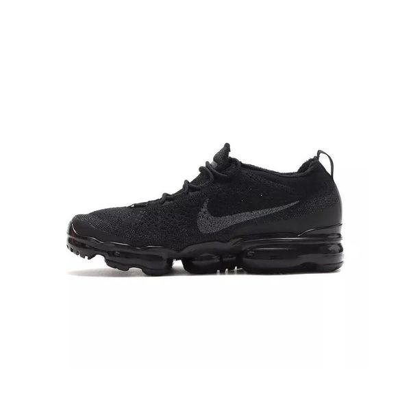 Buty do chodzenia męskie Nike Air Vapormax. Czarne obuwie do biegania damskie Nike. Za 949.99 zł.
