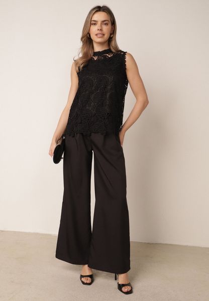 Czarny Letni Komplet Elegancki z Wiskozą Koronkowa Bluzka i Szerokie Spodnie Alcica. Czarne spodnie materiałowe damskie Born2be, bez wzorów, z bawełny, biznesowe. Za 279.99 zł.