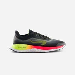 Buty do biegania męskie Kiprun KD500 2. Czarne obuwie do biegania damskie KIPRUN. W wyprzedaży za 299.99 zł.