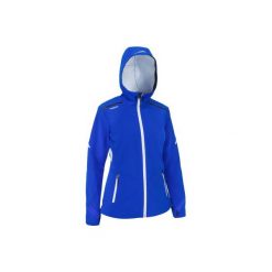 Softshell żeglarski RACE damski. Czerwone kurtki softshell damskie TRIBORD, bez wzorów, z elastanu, bez kaptura. W wyprzedaży za 159.99 zł.