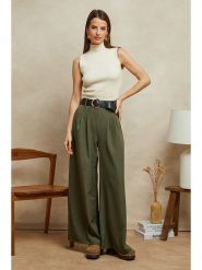 Plume Spodnie "Paule" w kolorze khaki rozmiar: M. Brązowe spodnie materiałowe damskie Plume, bez wzorów, z materiału, z podwyższonym stanem. Za 171.28 zł.