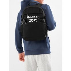 Plecak Reebok. Czarne plecaki damskie Reebok, bez wzorów. Za 129.99 zł.