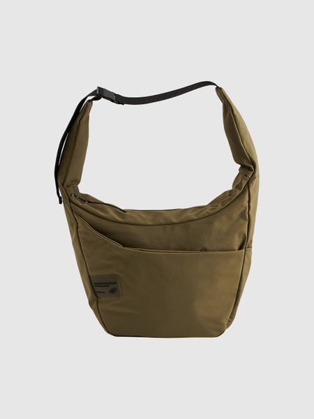 4F Torba na ramię - khaki Uniwersalny. Brązowe torebki klasyczne damskie 4f, bez wzorów, bez dodatków. Za 129.99 zł.