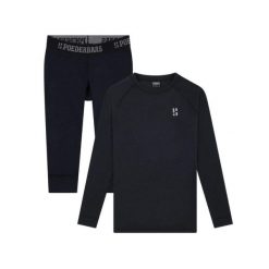 Koszulka z wełny merynosów termoutwardzalna – damska – koszula + legginsy 3/4. Czarne bielizna termoaktywna damska POEDERBAAS, bez wzorów, z wełny, sportowe, bez kołnierzyka, bez ramiączek. W wyprzedaży za 438.12 zł.