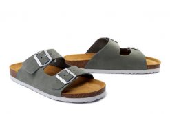 DR. BRINKMANN 700561-08 , klapki damskie. Zielone klapki damskie Dr. Brinkmann, bez wzorów, ze skóry, bez obcasa. Za 264.90 zł.