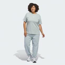 Koszulka Small Logo (Plus Size). Białe bluzki damskie Adidas, plus size, bez wzorów, z bawełny, bez kołnierzyka. Za 109.00 zł.