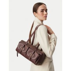 Torebka Coccinelle. Czerwone torebki klasyczne damskie Coccinelle, bez wzorów, bez dodatków. Za 1,399.00 zł.
