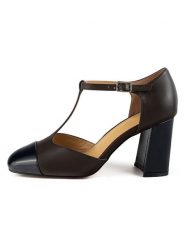 Loft37 Skórzane czółenka w kolorze brązowo-granatowym z paskiem rozmiar: 37. Brązowe czółenka damskie loft37, bez wzorów, bez obcasa. Za 478.99 zł.