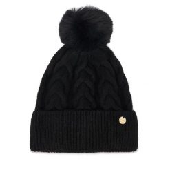 Czapka Guess. Czarne czapki zimowe damskie Guess. Za 154.99 zł.