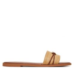 Klapki Aldo. Brązowe klapki damskie Aldo, bez wzorów, bez obcasa. Za 239.99 zł.
