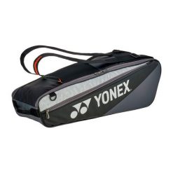 Torba do badmintona Yonex Club Bag 52526EX. Czarne torebki klasyczne damskie YONEX, bez wzorów, bez dodatków. Za 348.00 zł.