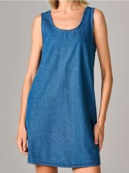 Sukienka jeansowa - niebieski. Niebieskie sukienki damskie Sinsay, l, bez wzorów, z jeansu, bez kołnierzyka, bez ramiączek. Za 59.99 zł.