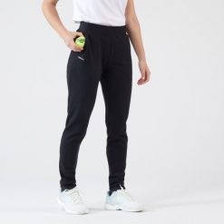 Spodnie tenisowe damskie Artengo Soft Dry 900. Białe spodnie materiałowe damskie ARTENGO, bez wzorów, z elastanu, sportowe. W wyprzedaży za 99.99 zł.