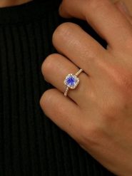 OR Carats Złoty pierścionek z diamentem i kamieniami szlachetnymi rozmiar: 56. Niebieskie pierścionki damskie OR Carats, z diamentem, złote. Za 1,652.99 zł.