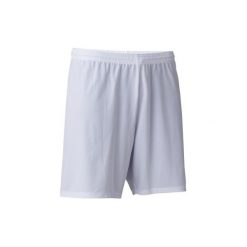 Spodenki do piłki nożnej F100. Białe szorty męskie KIPSTA, z materiału, bez kołnierzyka. Za 19.99 zł.