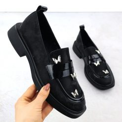 Półbuty damskie lordsy z motylkami czarne Potocki SZ12650. Czarne mokasyny damskie POTOCKI, ze skóry. Za 99.00 zł.