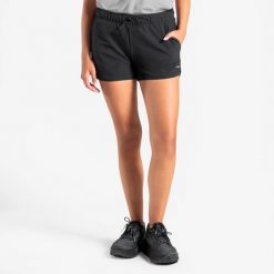 Spodenki do biegania damskie Kiprun Run 500 Dry menstruacyjne. Czarne szorty damskie KIPRUN, bez wzorów, z materiału, klasyczne, z standardowym stanem. Za 129.99 zł.