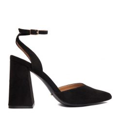 Czółenka DeeZee. Czarne czółenka damskie DeeZee, bez wzorów, bez obcasa. Za 139.99 zł.