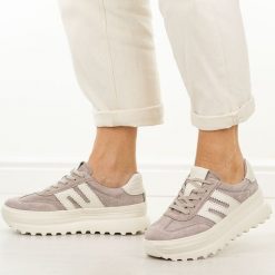 Beżowe skórzane półbuty damskie Vinceza 79608. Brązowe półbuty damskie VINCEZA, bez wzorów, z jeansu, eleganckie, bez obcasa. Za 249.00 zł.