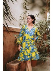 Isla Bonita by SIGRIS Sukienka w kolorze żółtym rozmiar: L. Żółte sukienki damskie Isla Bonita by SIGRIS, na co dzień, l, bez wzorów, z bawełny, bez kołnierzyka, bez ramiączek, midi, proste. Za 117.45 zł.