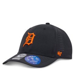 Czapka z daszkiem 47 Brand. Czarne czapki męskie 47 Brand, bez wzorów. Za 89.99 zł.