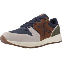 Buty MUNICH 1030 81 Niebieski. Niebieskie buty trekkingowe męskie munich, ze skóry, bez zapięcia, trekkingowe. Za 313.99 zł.