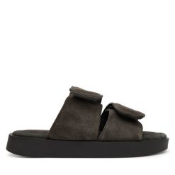 Klapki Inuikii. Szare klapki damskie Inuikii, bez wzorów, bez obcasa. Za 639.99 zł.