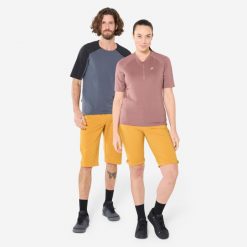Szorty rowerowe Rockrider unisex. Brązowe szorty męskie ROCKRIDER, bez wzorów, z elastanu, sportowe. Za 129.99 zł.