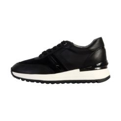 Buty GEOX D DESYA Czarny. Czarne obuwie treningowe damskie Geox, do biegania. Za 372.99 zł.