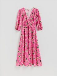 Wzorzysta sukienka z wiskozy - różowy. Czerwone sukienki damskie Reserved, l, bez wzorów, z wiskozy, bez kołnierzyka, bez ramiączek. Za 199.99 zł.
