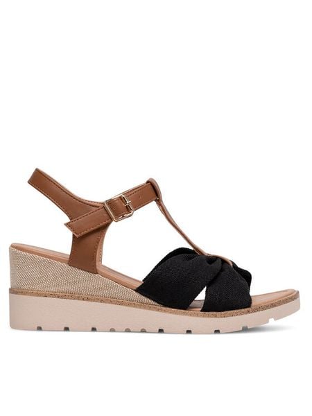 Clara Barson Sandały WS6253-06 Czarny. Czarne sandały damskie Clara Barson, bez wzorów, z materiału, bez obcasa, na koturnie. Za 119.99 zł.