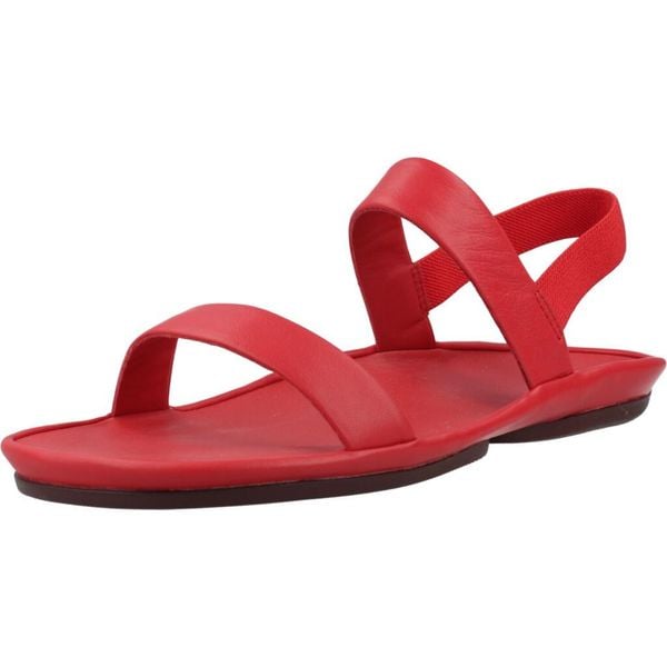 Sandały CAMPER GOBI ISLA Czerwony. Czerwone obuwie trekkingowe damskie Camper, bez wzorów, ze skóry, bez obcasa. Za 559.97 zł.