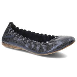 Granatowe Baleriny Tamaris Wygodne Skórzane Buty. Niebieskie baleriny damskie Tamaris, bez wzorów, ze skóry, bez obcasa. Za 159.00 zł.