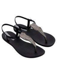 Buty sandały japonki damskie Ipanema Class Flora. Czarne sandały damskie Ipanema, bez wzorów, z materiału, bez obcasa. Za 119.99 zł.