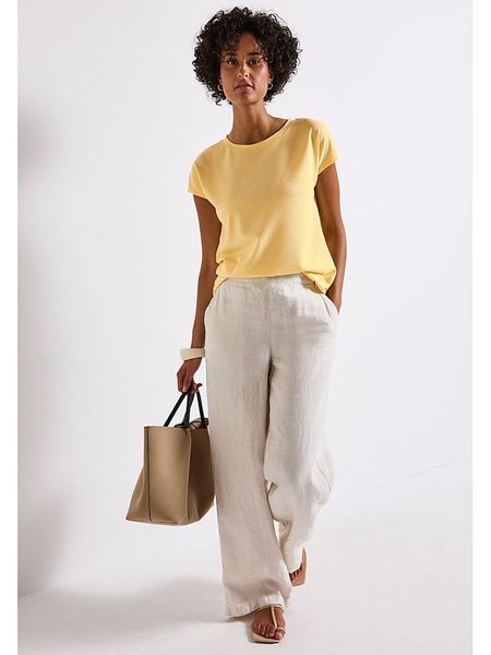 Street One Koszulka w kolorze żółtym rozmiar: 34. Żółte bluzki damskie Street One, bez wzorów, street, bez kołnierzyka, bez ramiączek. Za 82.83 zł.