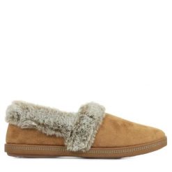 Kapcie damskie Skechers Cozy Campfire Team Toasty. Brązowe kapcie damskie Skechers, z materiału. Za 149.99 zł.