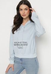 Jasnoniebieska Casualowa Bluza z Kapturem i Kieszonką Zelotia. Niebieskie bluzy z kapturem damskie Born2be, l, z jeansu. Za 59.99 zł.