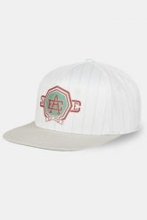 Czapka baseballowa dla dorosłych, unisex – sportowa. Białe czapki z daszkiem damskie AFTER ESSENTIALS, bez wzorów, z poliesteru. Za 66.00 zł.
