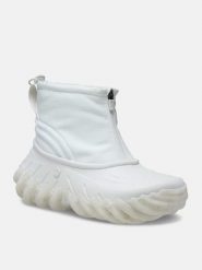 Crocs Botki "Echo" w kolorze białym rozmiar: 42/43. Białe botki damskie Crocs, z materiału, bez obcasa, bez zapięcia. Za 359.32 zł.