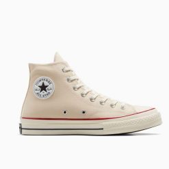 Buty CONVERSE CHUCK 70 HI Beżowy. Brązowe buty sportowe na co dzień męskie Converse, bez zapięcia. Za 381.50 zł.