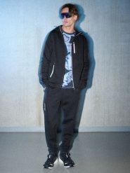 4F Spodnie dresowe joggery męskie - czarne L. Czarne spodnie dresowe męskie 4f, bez wzorów, z dresówki. Za 229.99 zł.