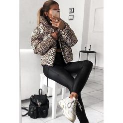 Kurtka GILDA BROWN. Brązowe kurtki damskie Kurtka GILDA BROWN, l, bez wzorów, bez kaptura. Za 168.00 zł.
