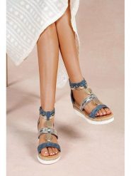 Foreverfolie Sandały w kolorze błękitnym na koturnie rozmiar: 40. Niebieskie sandały damskie Foreverfolie, bez wzorów, bez obcasa, na koturnie. Za 130.99 zł.