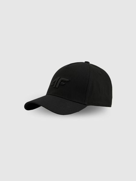 4F Czapka z daszkiem strapback męska - czarna S/M (58cm). Czarne czapki męskie 4f, bez wzorów, z bawełny. Za 59.99 zł.