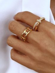 Les Favorites Pozłacany pierścionek z cyrkoniami rozmiar: 60. Żółte pierścionki damskie Les Favorites, z cyrkonią, pozłacane. Za 52.99 zł.