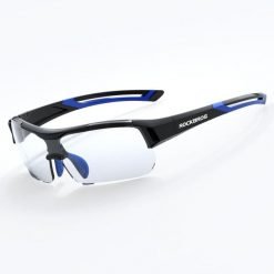 Okulary przeciwsłoneczne fotochromowe z ochroną UV400. Czarne okulary przeciwsłoneczne męskie ROCKBROS, z gumy. Za 155.60 zł.