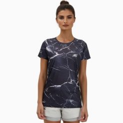 Koszulka damska do biegania i trailu, ekologiczna i oddychająca TERRARUN. Czarne topy sportowe damskie BODYCROSS, bez wzorów, z materiału, bez ramiączek. Za 292.99 zł.