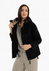 Kurtka wodoodporna z kapturem J-LAGUSTI. Brązowe kurtki damskie Volcano, l, bez wzorów, z materiału, z kapturem. Za 339.99 zł.