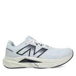 Buty do biegania New Balance. Białe obuwie do biegania damskie New Balance. Za 409.99 zł.