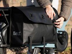 Torba rowerowa Beck longtail cargo 57 LITRÓW. Torebki klasyczne damskie BECK, bez wzorów, duże, bez dodatków. Za 474.00 zł.